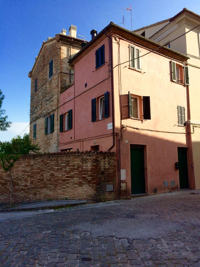 イェージ Il Torrione Bed & Breakfast エクステリア 写真